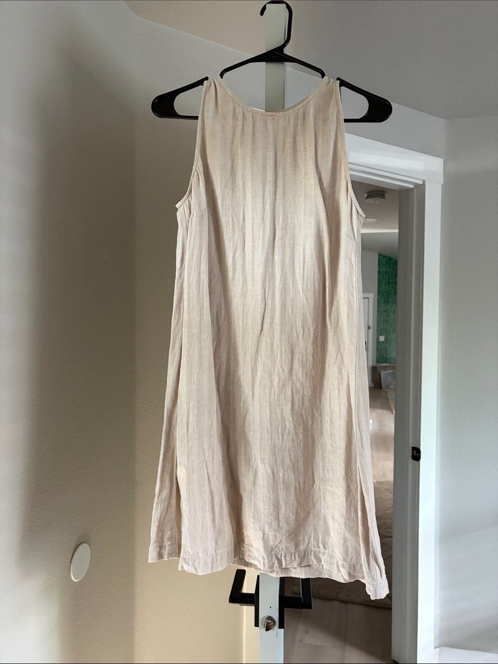 LOFT Cream Sleeveless Shift Dress
